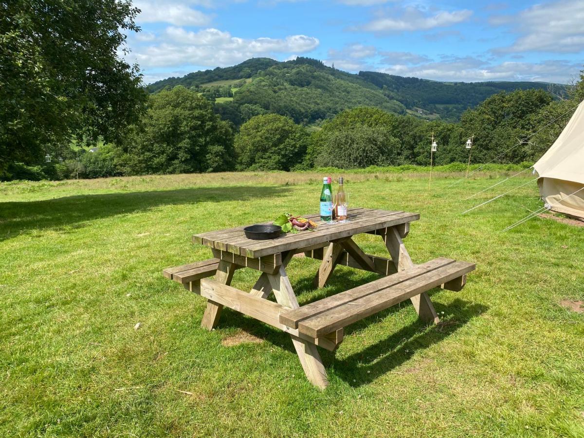 Black Mountains Glamping Hotel Abergavenny Exterior photo